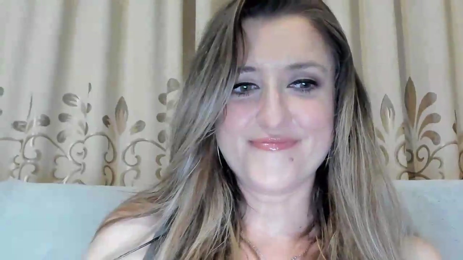 Gallery image thumbnail from BestDream's myfreecams stream on, 06/15/2026, 22:17 image 15 of 20