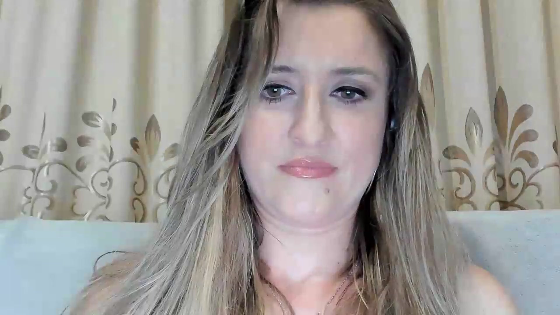 Gallery image thumbnail from BestDream's myfreecams stream on, 06/15/2026, 22:17 image 10 of 20
