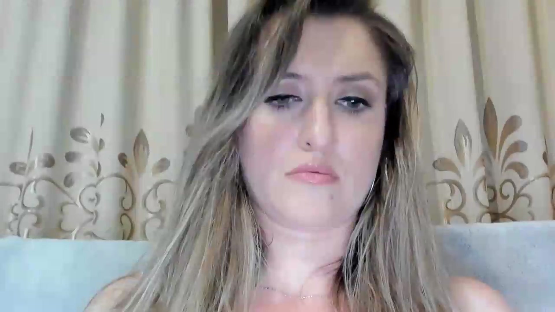 Gallery image thumbnail from BestDream's myfreecams stream on, 06/15/2026, 23:17 image 13 of 20