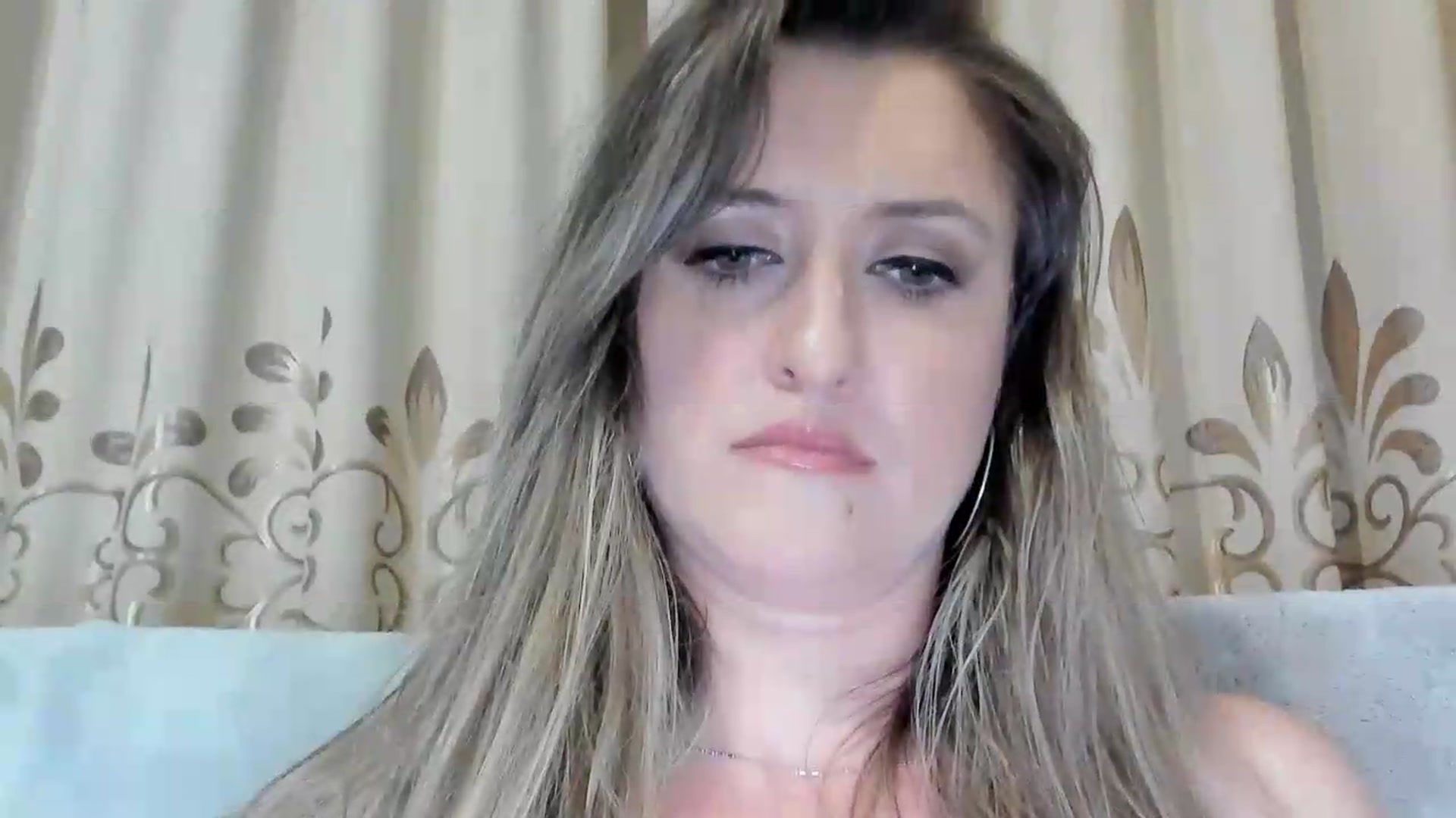 Gallery image thumbnail from BestDream's myfreecams stream on, 06/15/2026, 23:17 image 2 of 20
