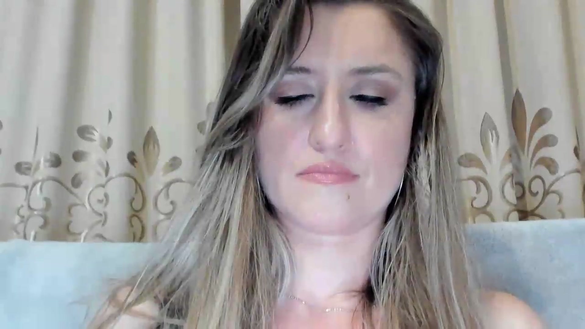 Gallery image thumbnail from BestDream's myfreecams stream on, 06/16/2026, 24:00 image 8 of 20