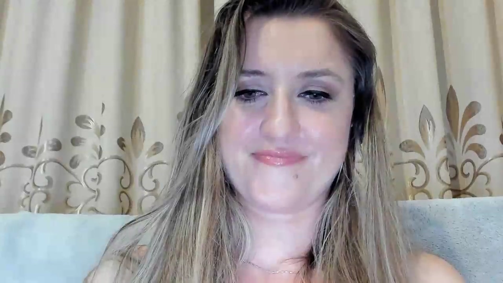 Gallery image thumbnail from BestDream's myfreecams stream on, 06/16/2026, 24:00 image 16 of 20