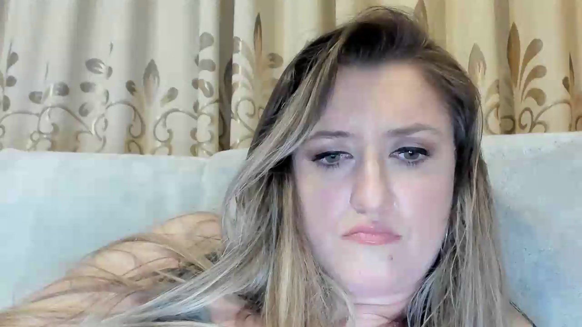 Gallery image thumbnail from BestDream's myfreecams stream on, 06/16/2026, 24:32 image 10 of 20