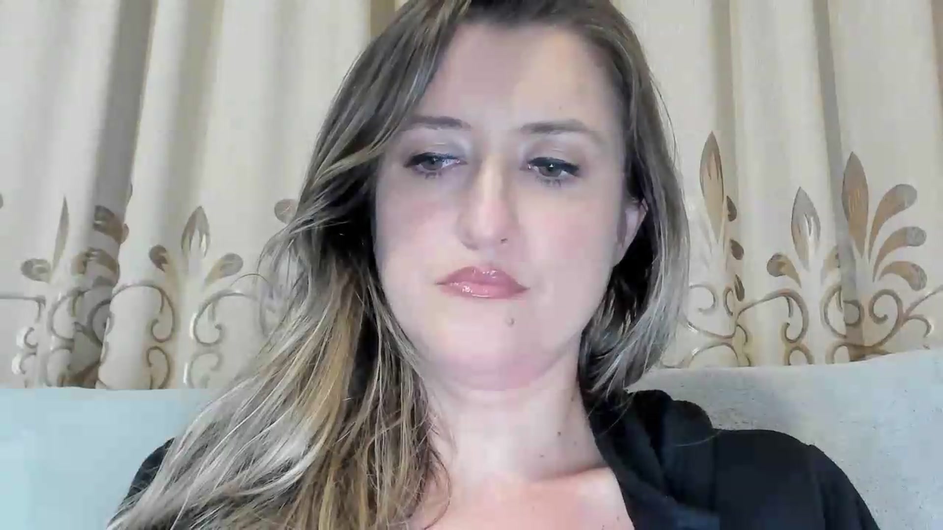 Gallery image thumbnail from BestDream's myfreecams stream on, 06/18/2026, 21:59 image 6 of 20