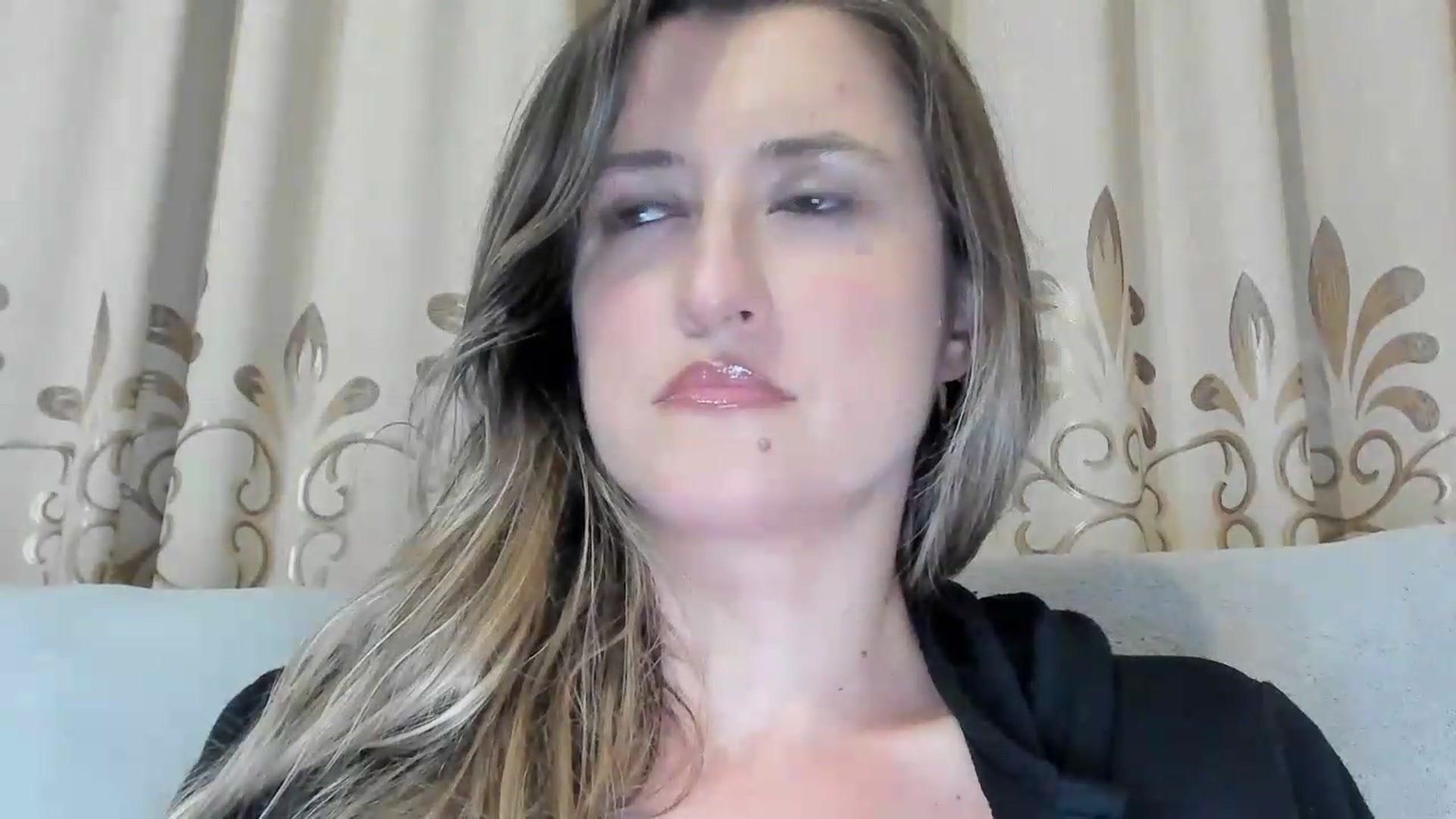 Gallery image thumbnail from BestDream's myfreecams stream on, 06/18/2026, 21:59 image 12 of 20