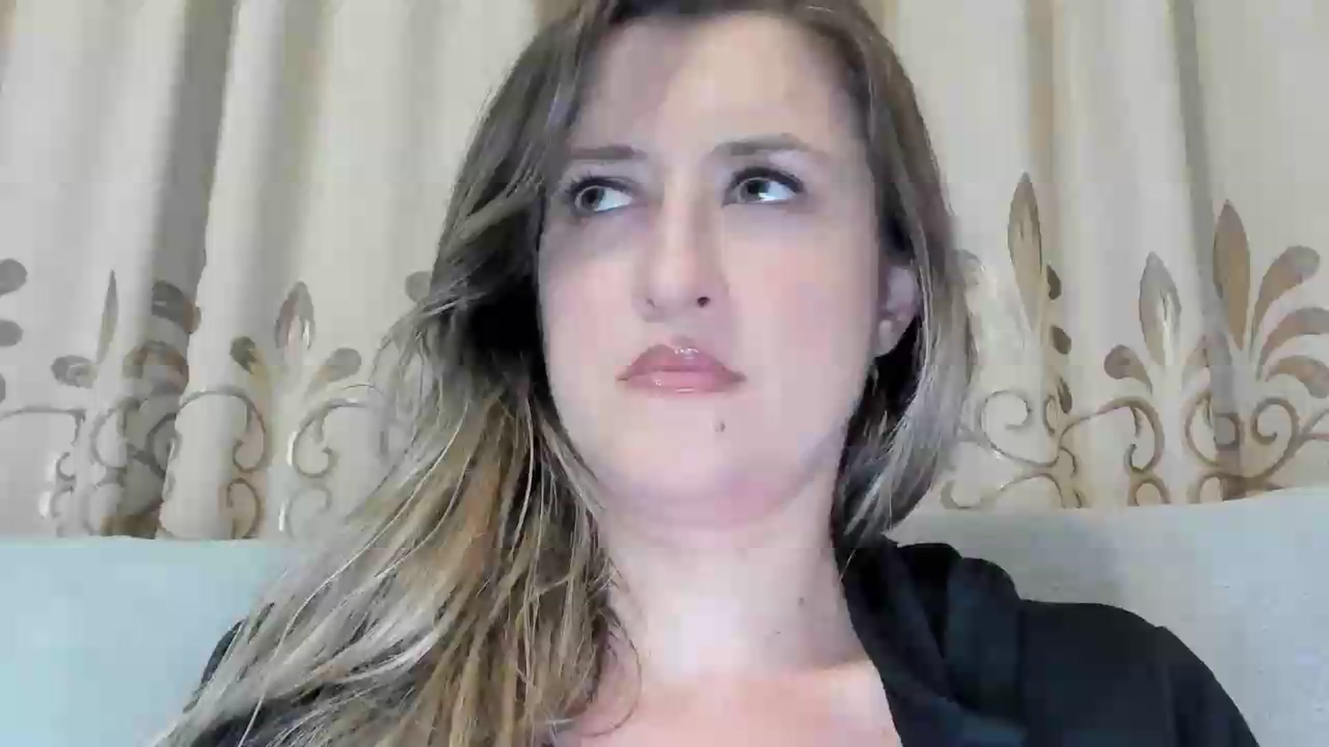 Gallery image thumbnail from BestDream's myfreecams stream on, 06/18/2026, 21:59 image 1 of 20