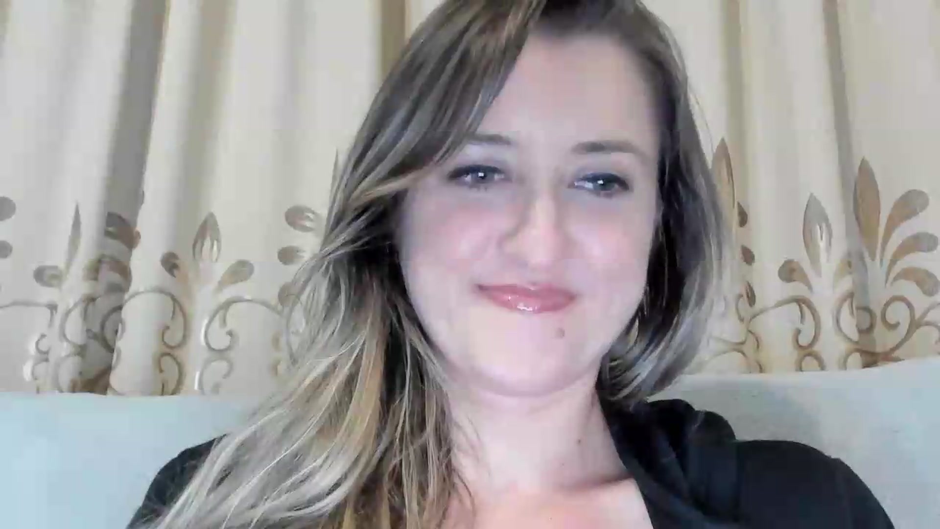 Gallery image thumbnail from BestDream's myfreecams stream on, 06/18/2026, 21:59 image 13 of 20