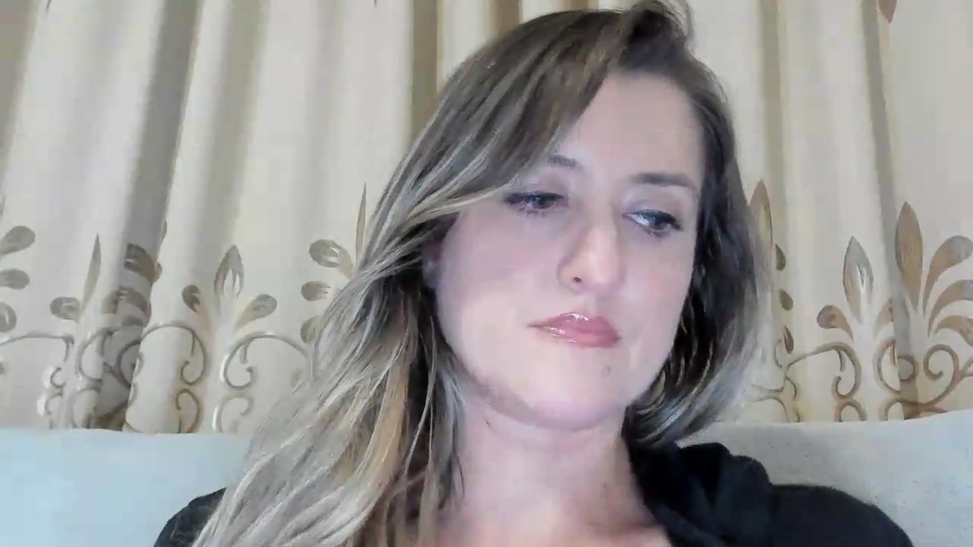 Gallery image thumbnail from BestDream's myfreecams stream on, 06/18/2026, 21:59 image 15 of 20