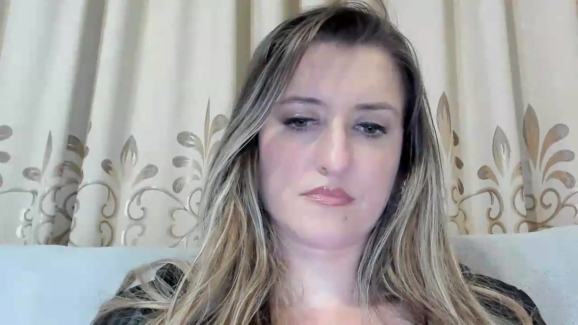 Gallery image thumbnail from BestDream's myfreecams stream on, 06/18/2026, 22:27 image 18 of 20