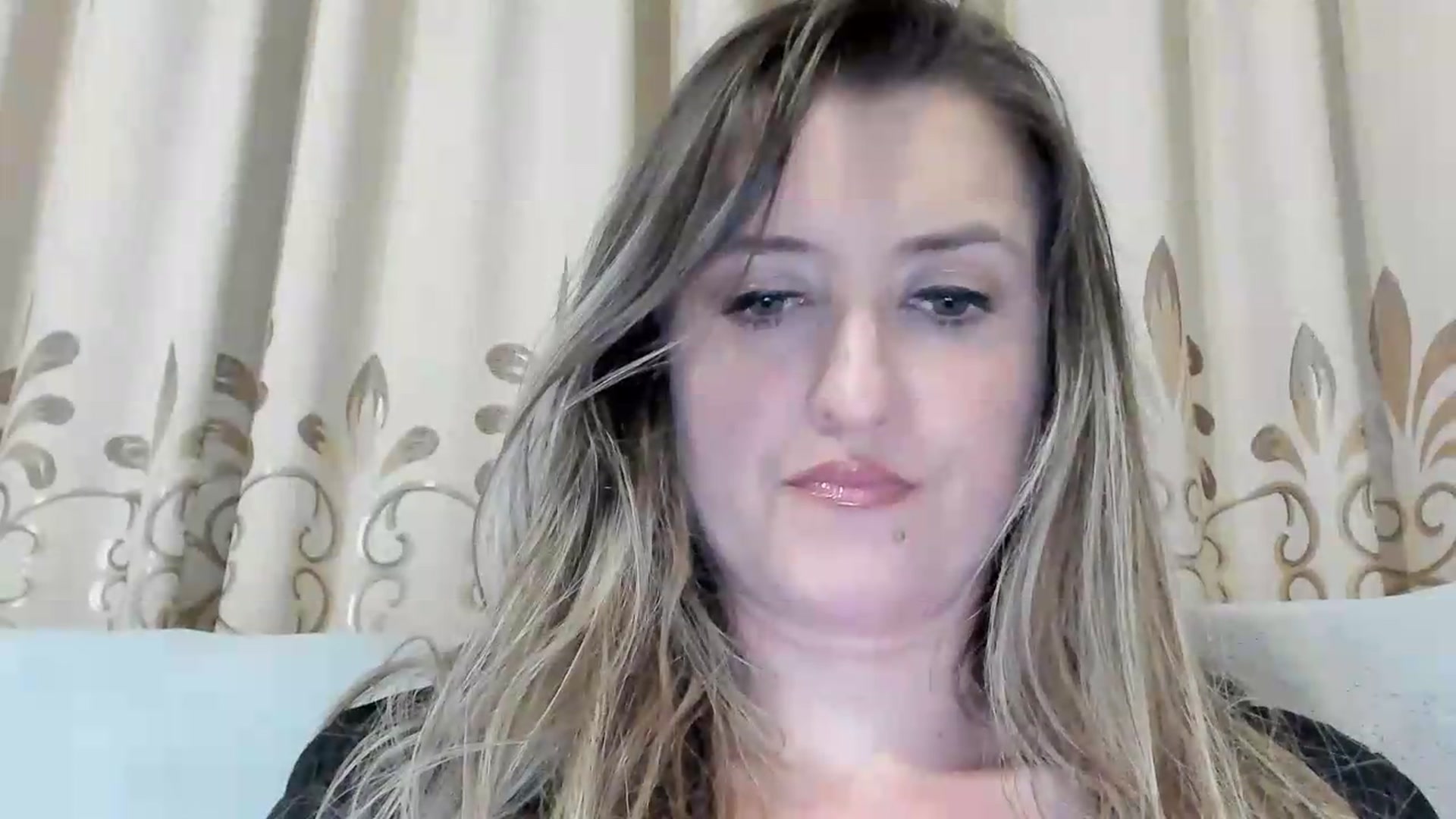 Gallery image thumbnail from BestDream's myfreecams stream on, 06/18/2026, 22:27 image 7 of 20