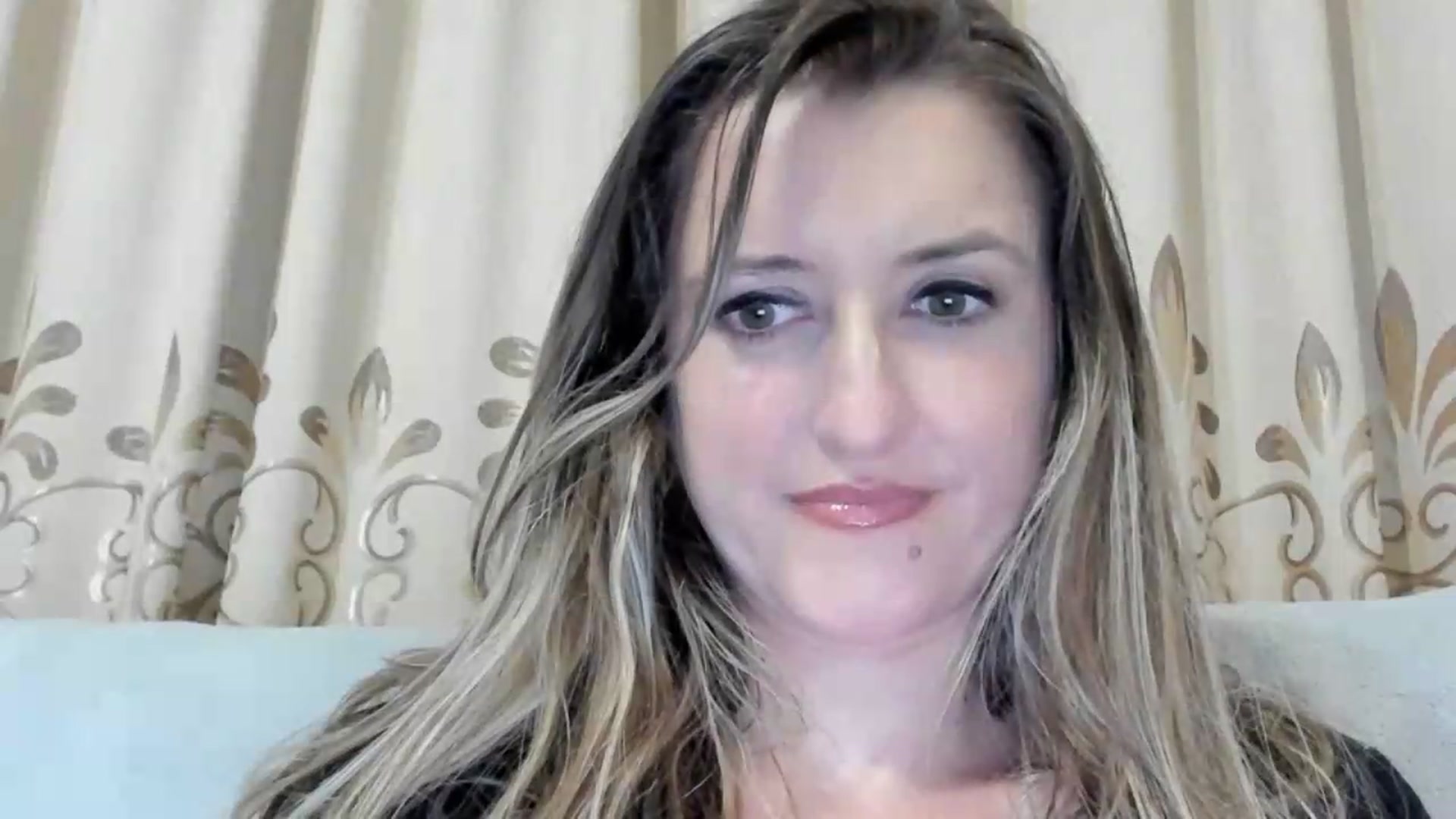 Gallery image thumbnail from BestDream's myfreecams stream on, 06/18/2026, 22:27 image 4 of 20