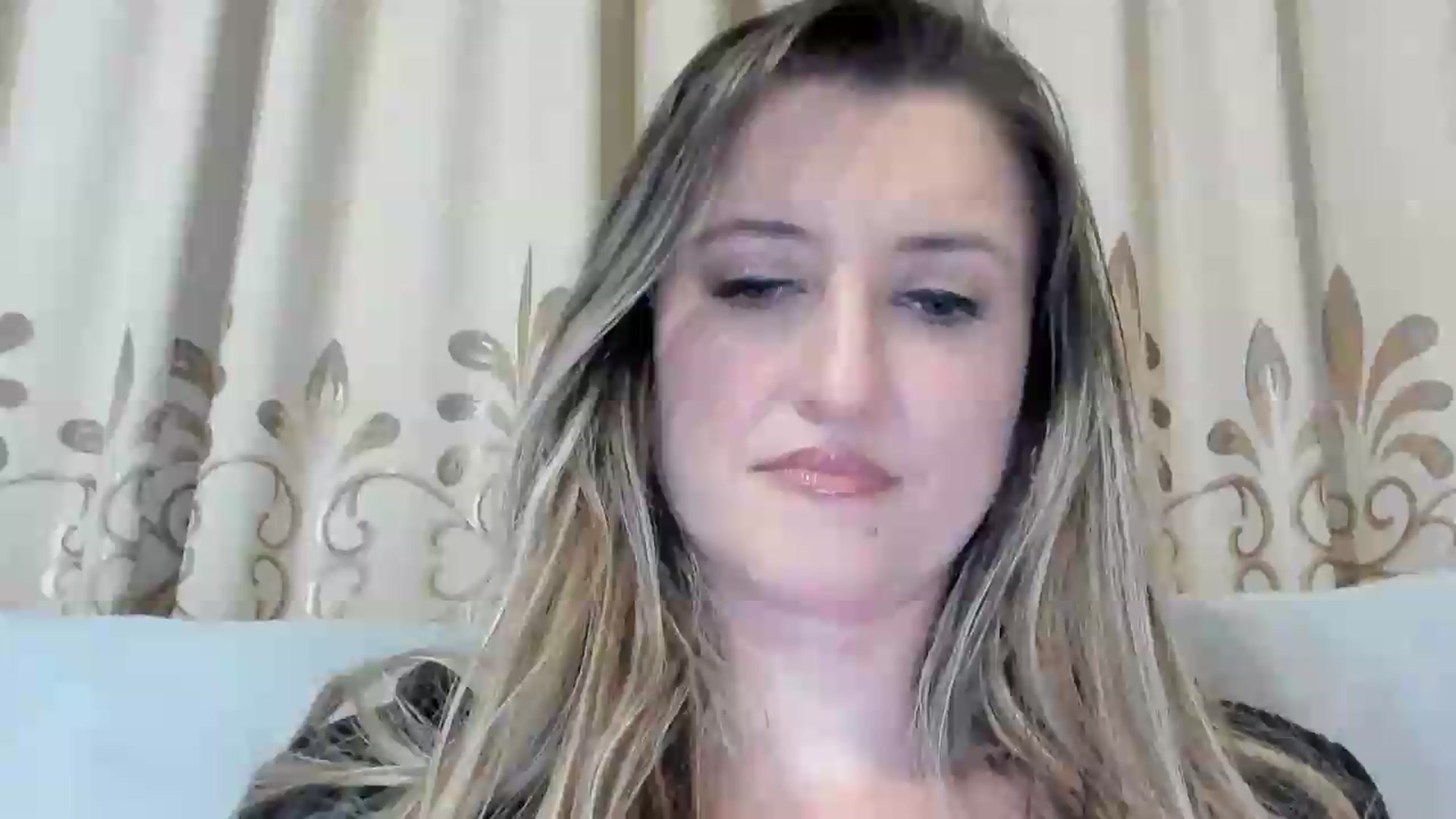 Gallery image thumbnail from BestDream's myfreecams stream on, 06/18/2026, 22:27 image 17 of 20