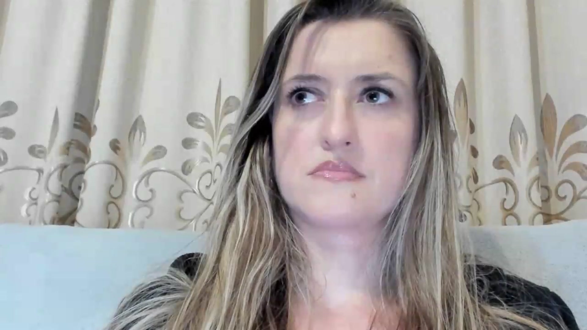 Gallery image thumbnail from BestDream's myfreecams stream on, 06/18/2026, 22:52 image 4 of 20