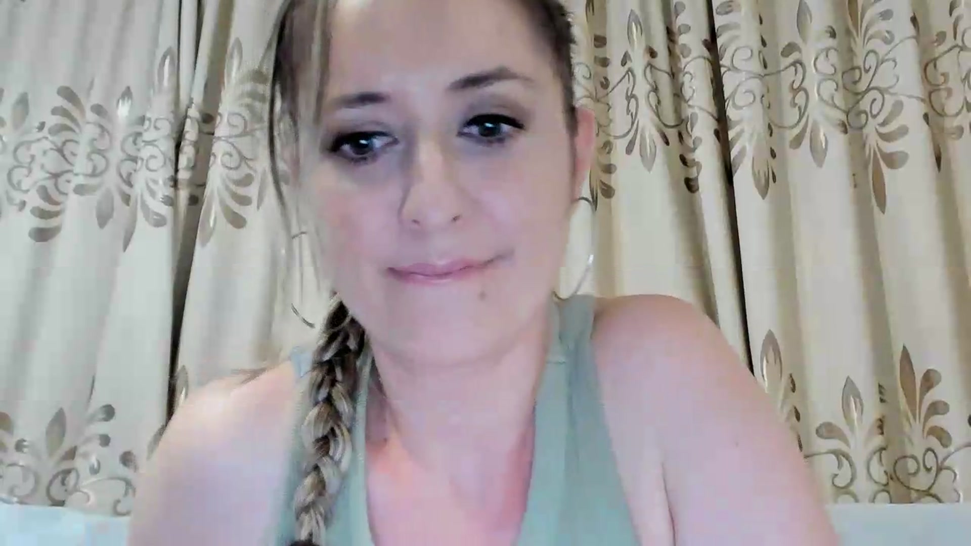 Gallery image thumbnail from BestDream's myfreecams stream on, 06/19/2026, 21:40 image 10 of 20