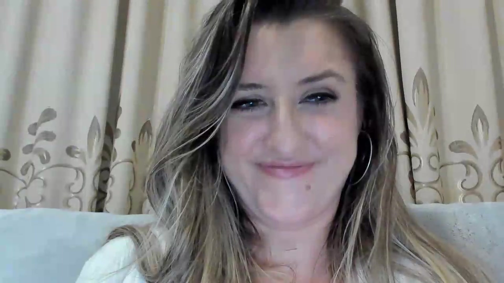 Gallery image thumbnail from BestDream's myfreecams stream on, 06/20/2026, 24:25 image 15 of 20