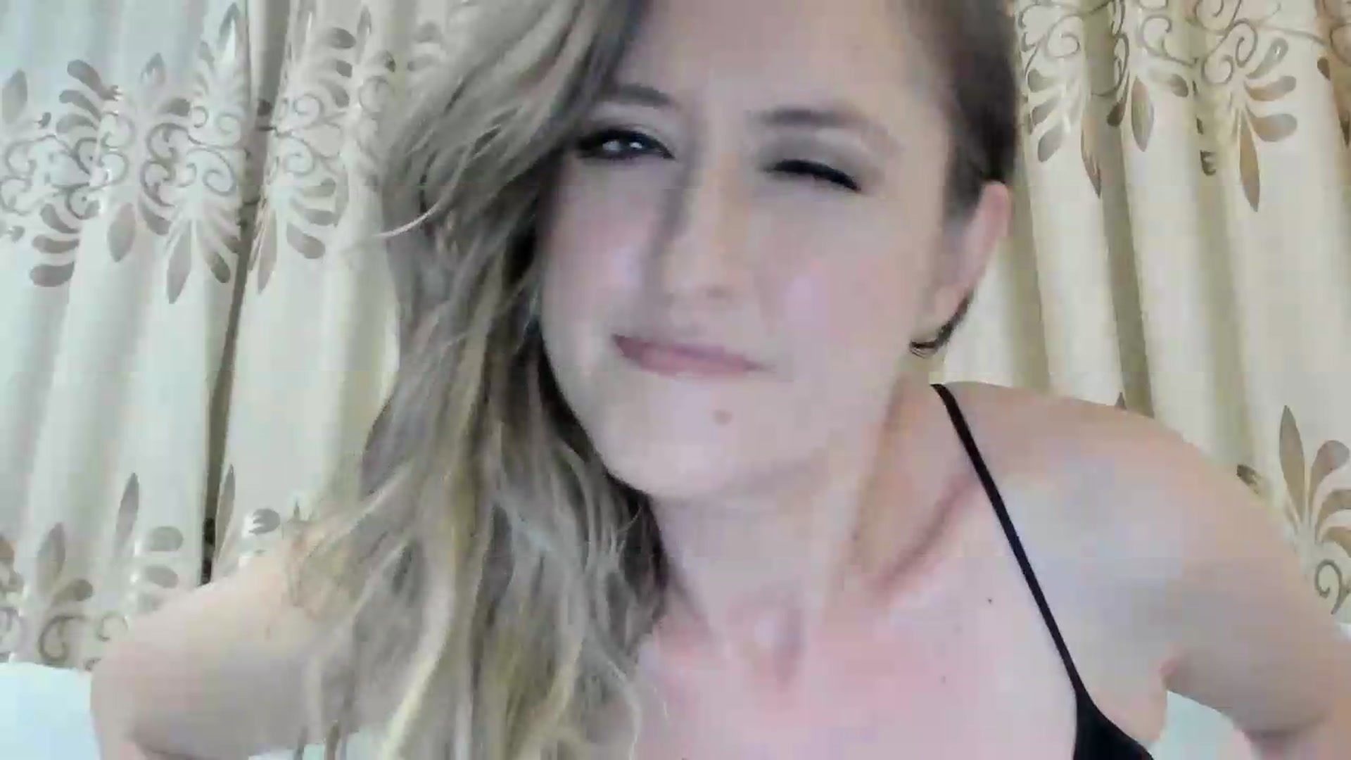 Gallery image thumbnail from BestDream's myfreecams stream on, 06/20/2026, 21:46 image 15 of 20