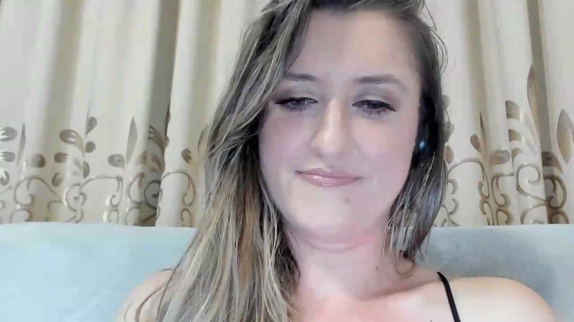 Gallery image thumbnail from BestDream's myfreecams stream on, 06/20/2026, 22:39 image 20 of 20