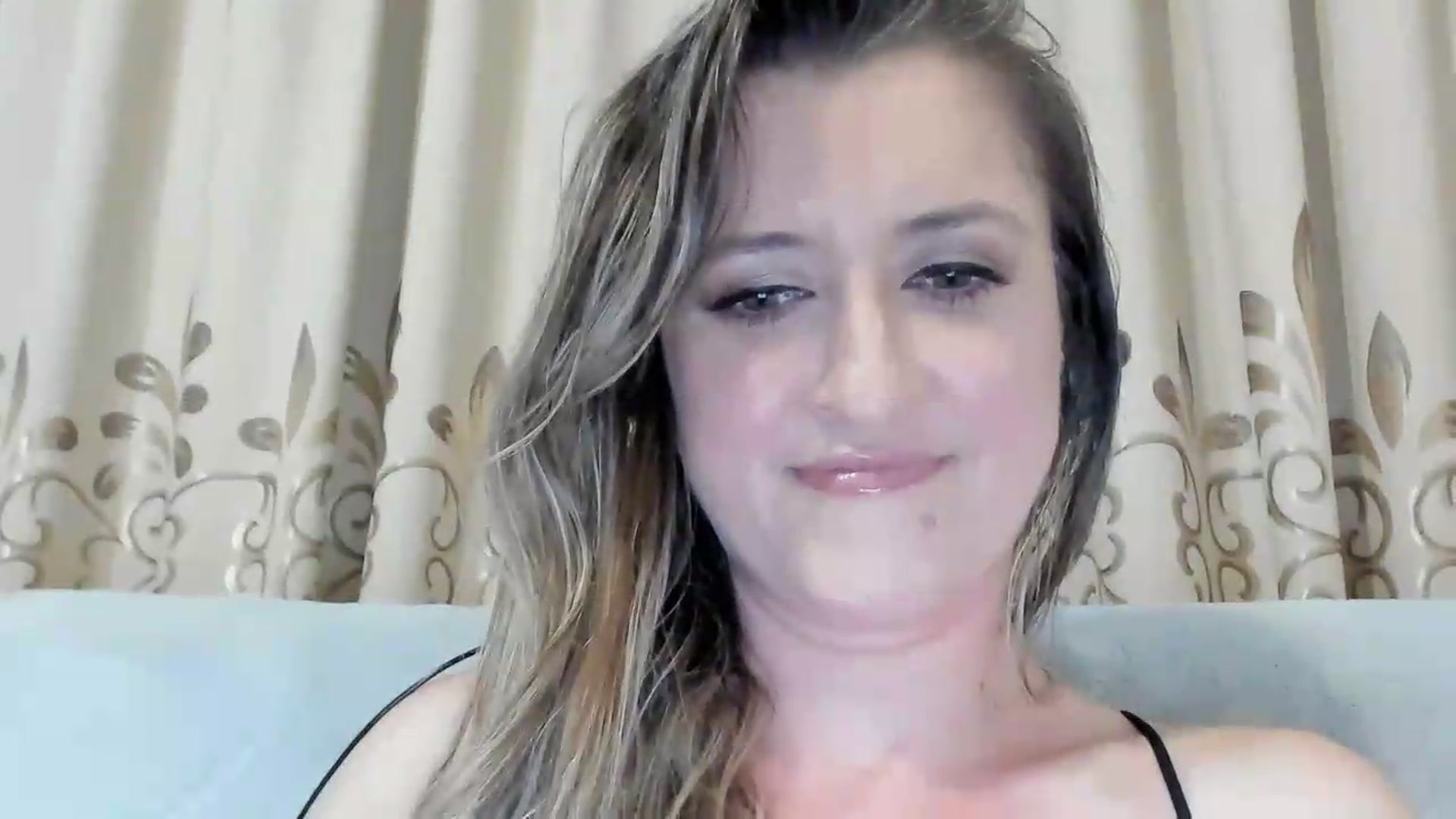 Gallery image thumbnail from BestDream's myfreecams stream on, 06/20/2026, 22:39 image 13 of 20