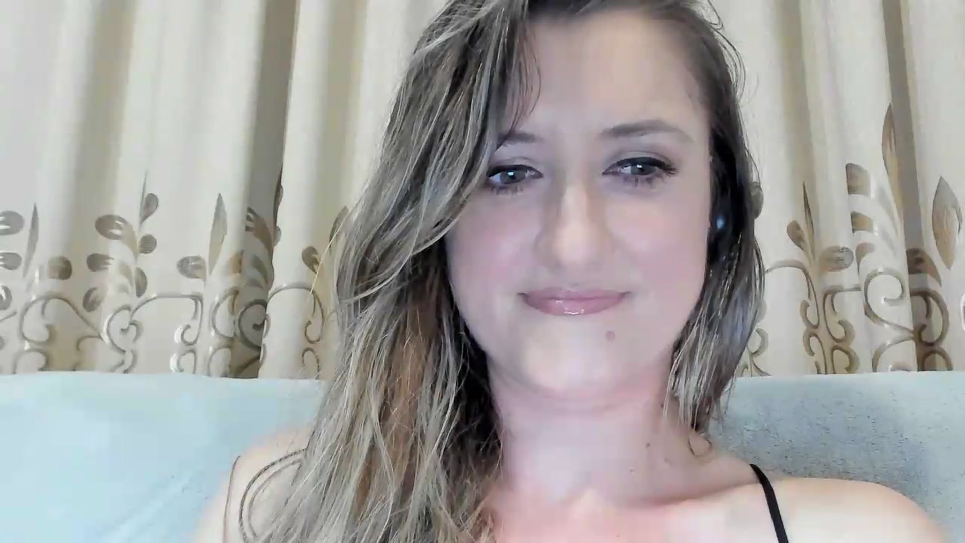 Gallery image thumbnail from BestDream's myfreecams stream on, 06/20/2026, 22:39 image 18 of 20