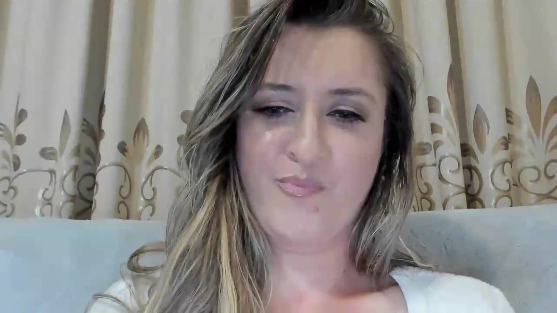 Gallery image thumbnail from BestDream's myfreecams stream on, 06/21/2026, 24:03 image 8 of 20