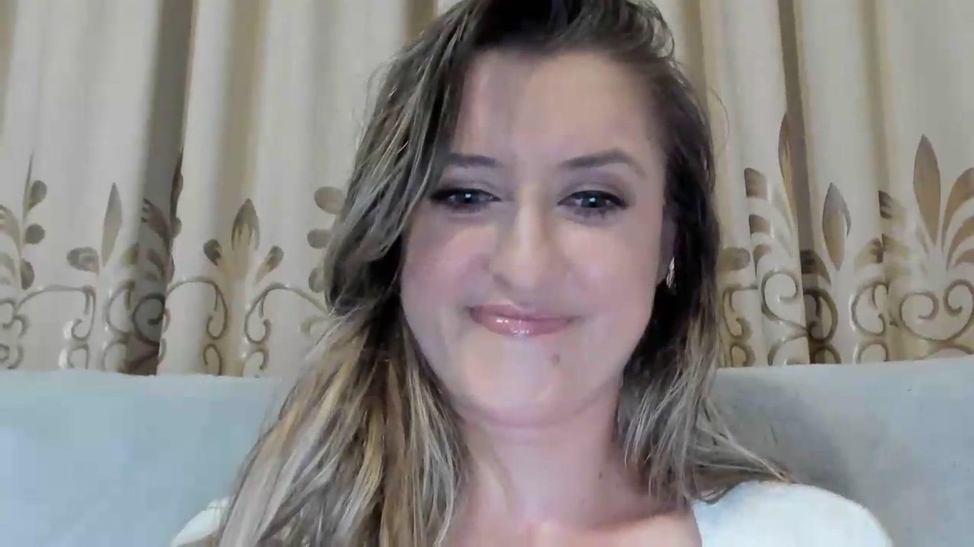 Gallery image thumbnail from BestDream's myfreecams stream on, 06/21/2026, 24:03 image 18 of 20