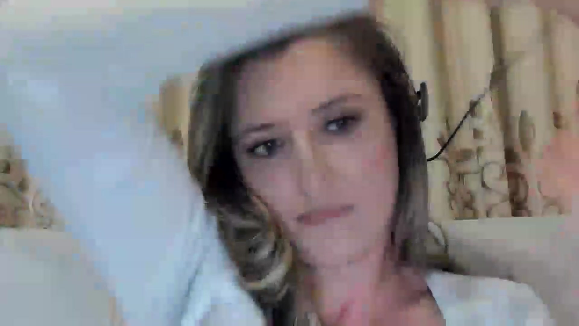 Gallery image thumbnail from BestDream's myfreecams stream on, 06/21/2026, 24:03 image 5 of 20