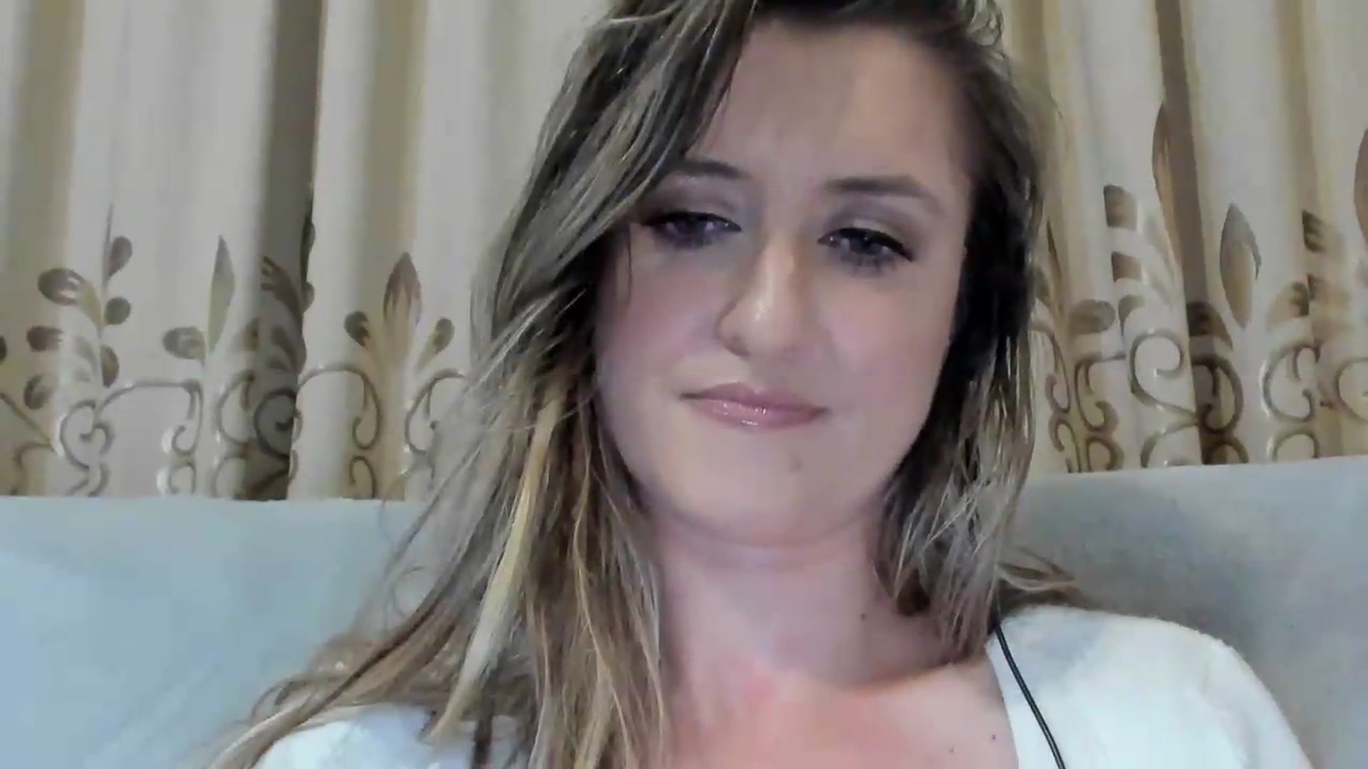 Gallery image thumbnail from BestDream's myfreecams stream on, 06/21/2026, 24:03 image 4 of 20