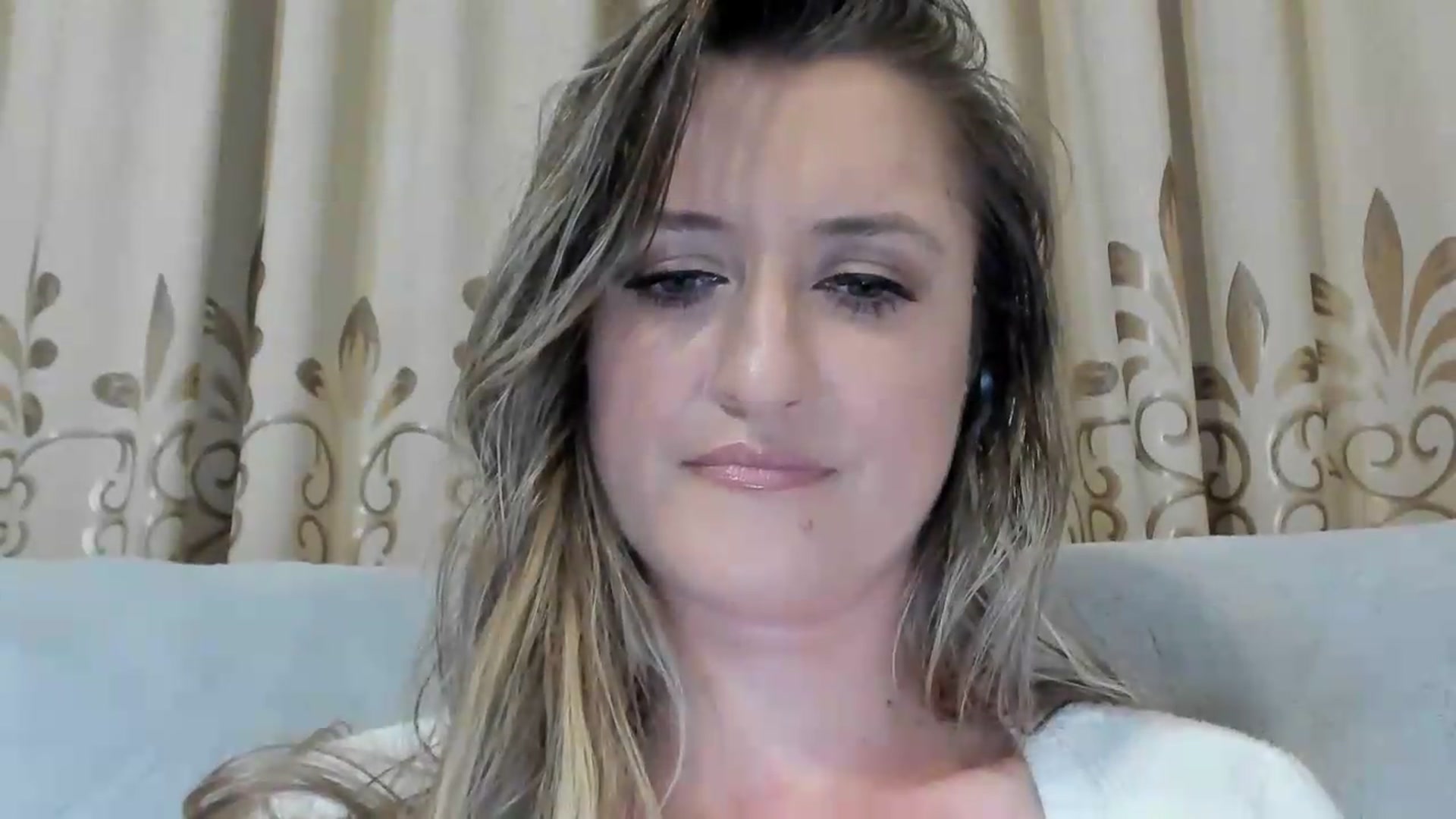 Gallery image thumbnail from BestDream's myfreecams stream on, 06/21/2026, 24:03 image 11 of 20