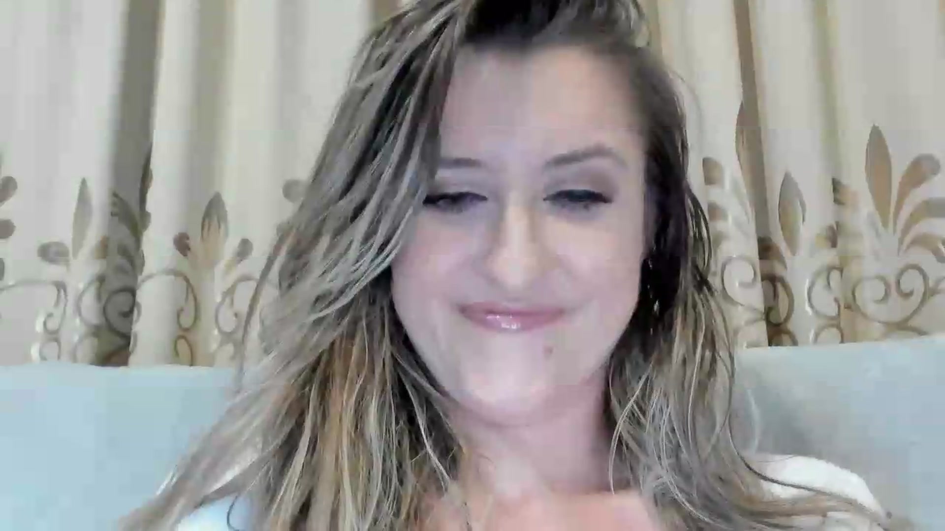 Gallery image thumbnail from BestDream's myfreecams stream on, 06/21/2026, 24:03 image 20 of 20