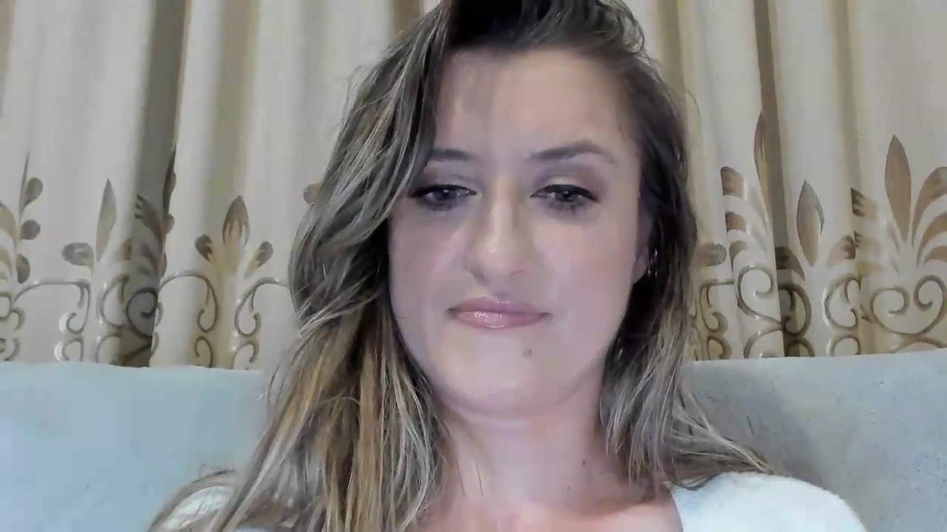 Gallery image thumbnail from BestDream's myfreecams stream on, 06/21/2026, 24:03 image 17 of 20