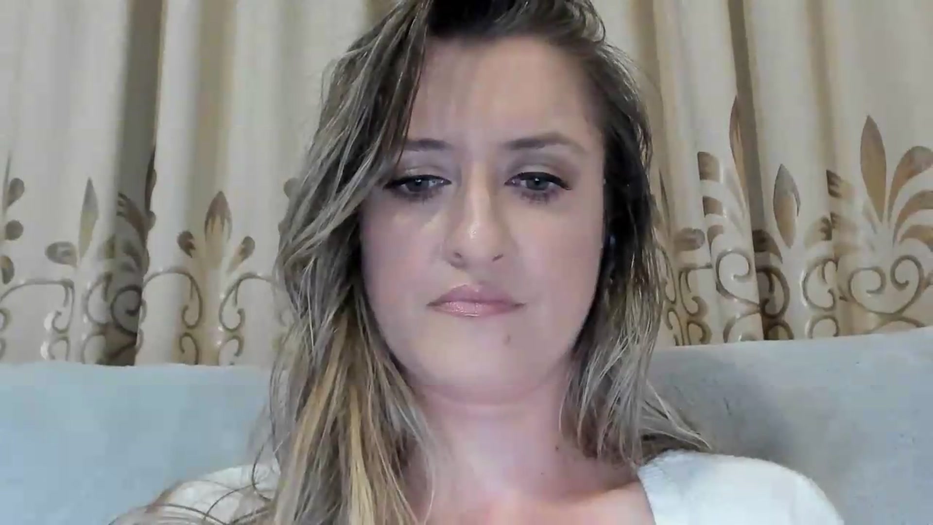 Gallery image thumbnail from BestDream's myfreecams stream on, 06/21/2026, 24:03 image 13 of 20