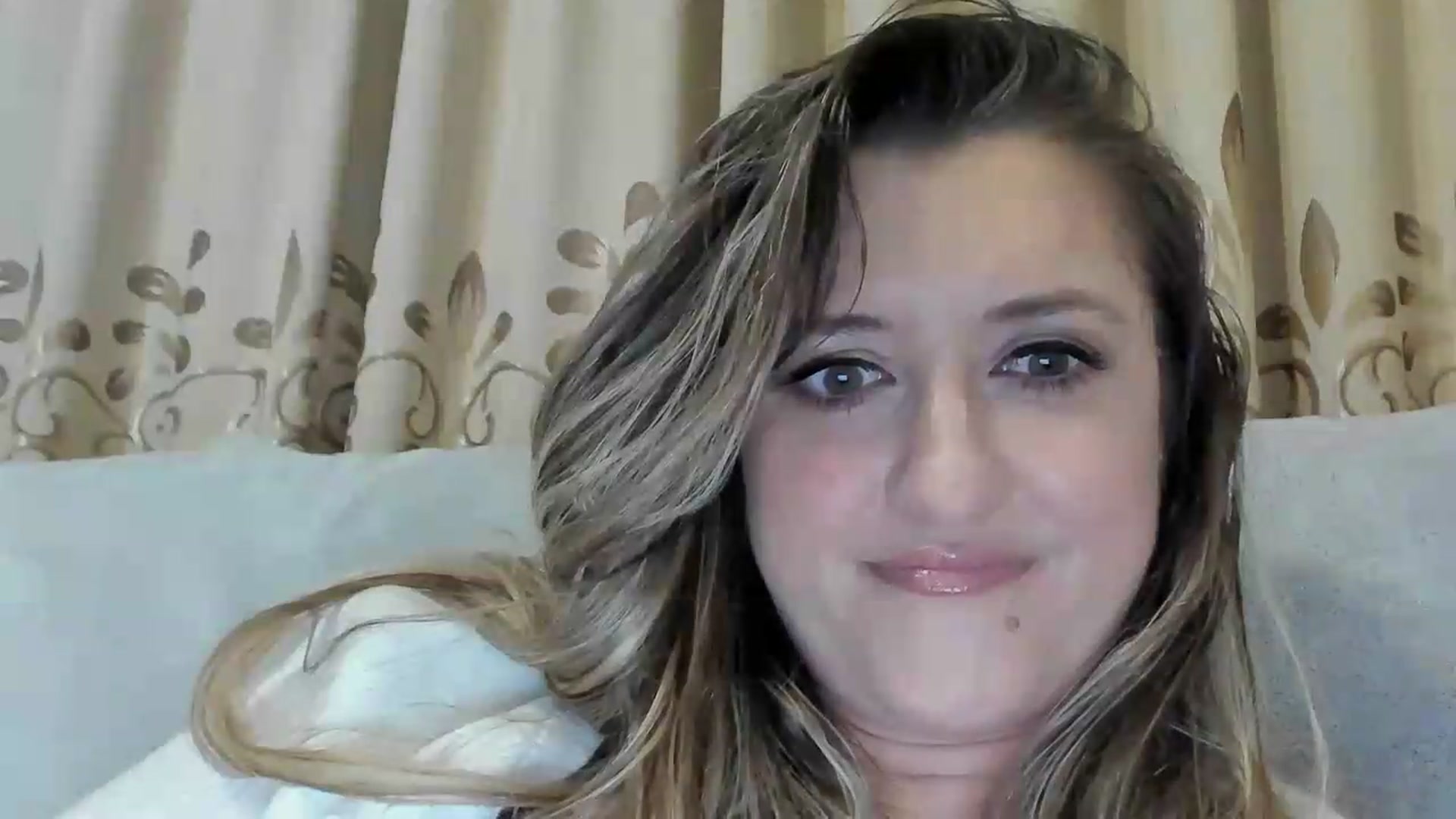 Gallery image thumbnail from BestDream's myfreecams stream on, 06/21/2026, 24:46 image 3 of 20