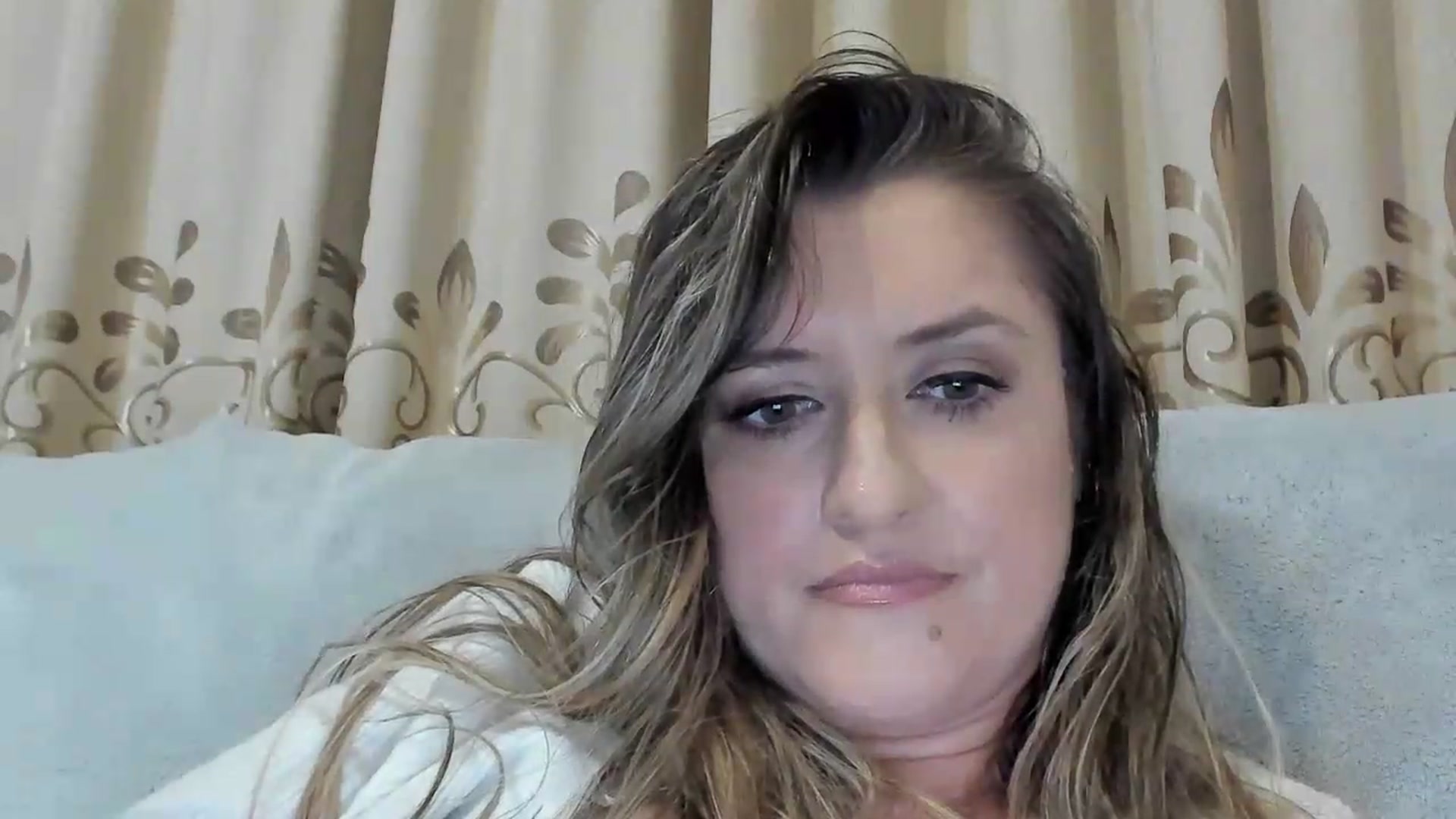 Gallery image thumbnail from BestDream's myfreecams stream on, 06/21/2026, 24:46 image 18 of 20