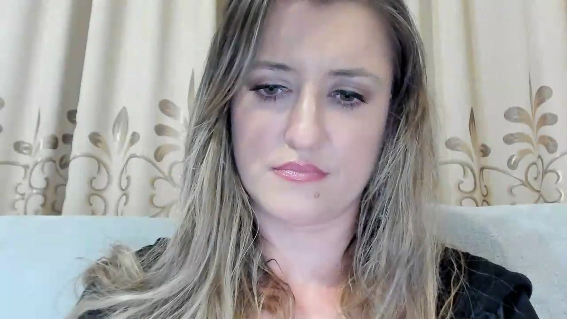 Gallery image thumbnail from BestDream's myfreecams stream on, 06/21/2026, 21:02 image 12 of 20