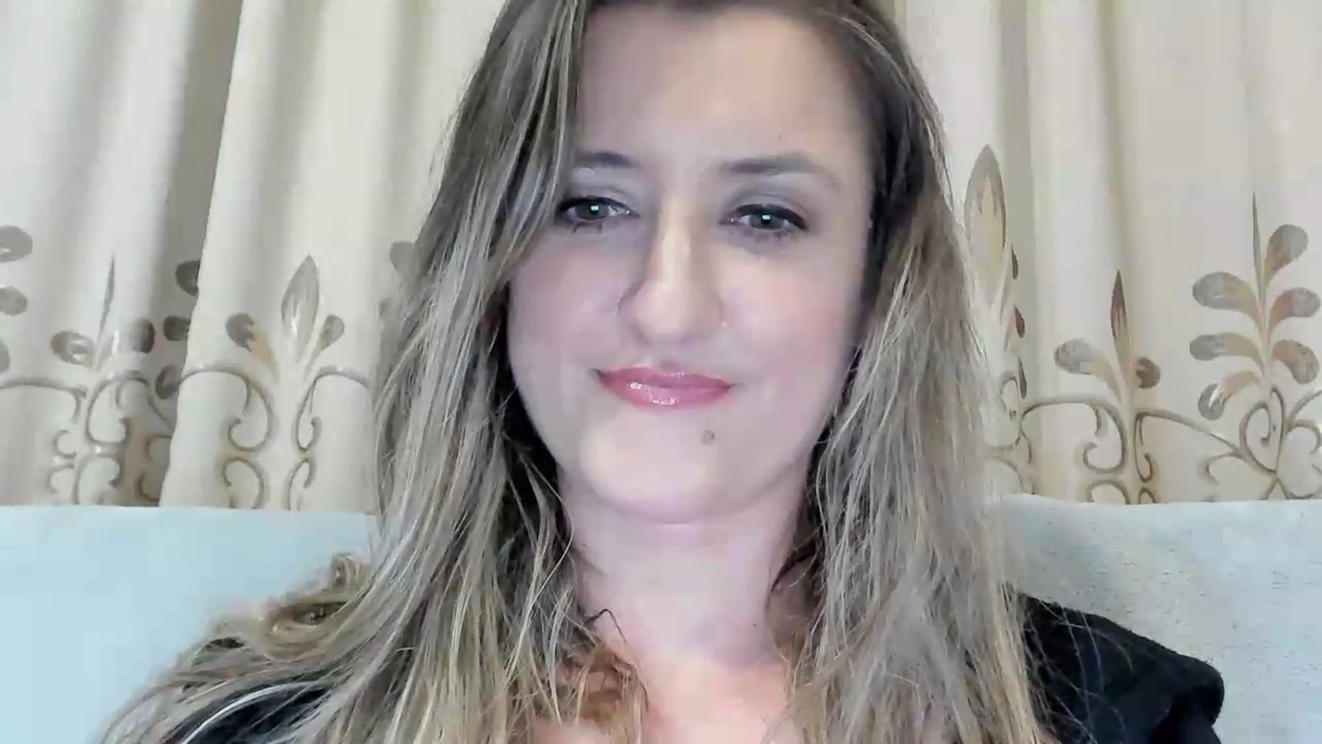 Gallery image thumbnail from BestDream's myfreecams stream on, 06/21/2026, 21:02 image 5 of 20
