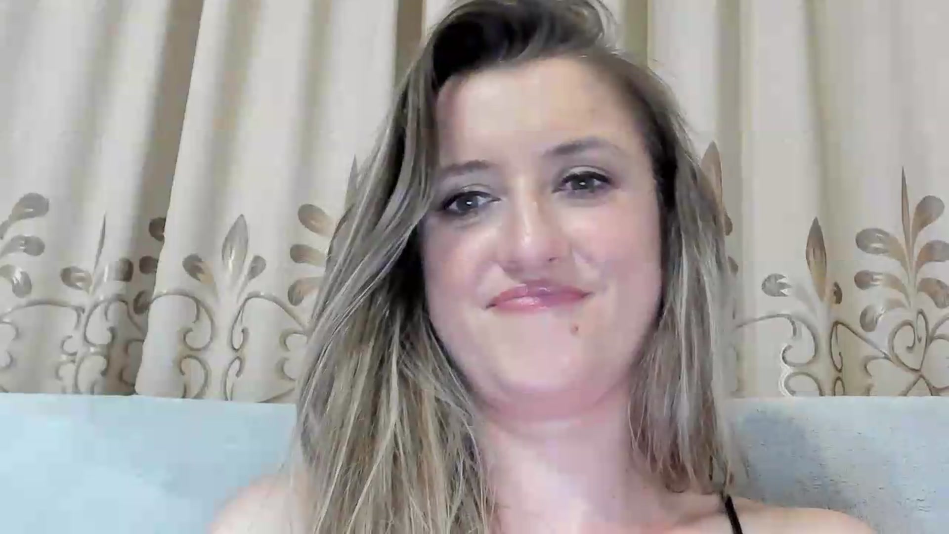 Gallery image thumbnail from BestDream's myfreecams stream on, 06/22/2026, 01:16 image 17 of 20