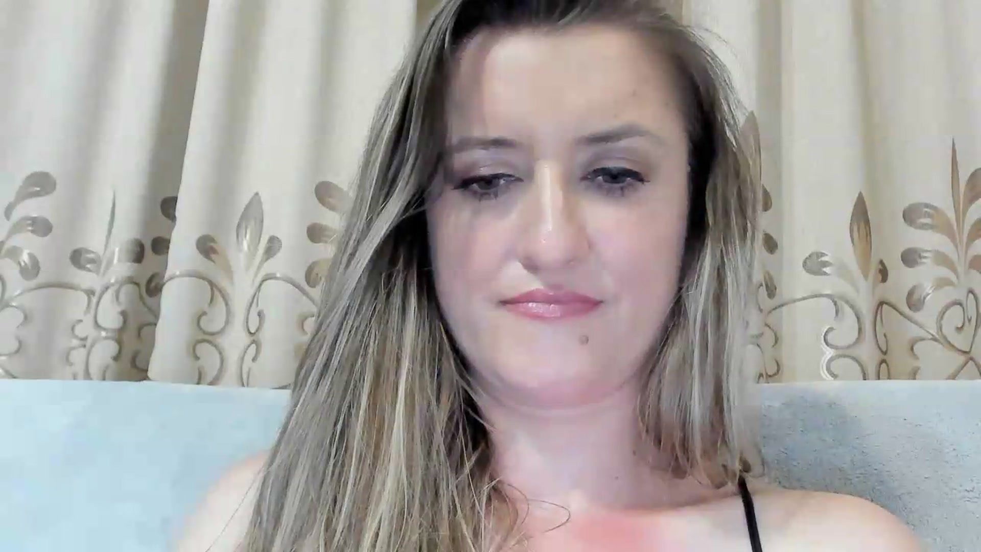 Gallery image thumbnail from BestDream's myfreecams stream on, 06/22/2026, 01:16 image 5 of 20