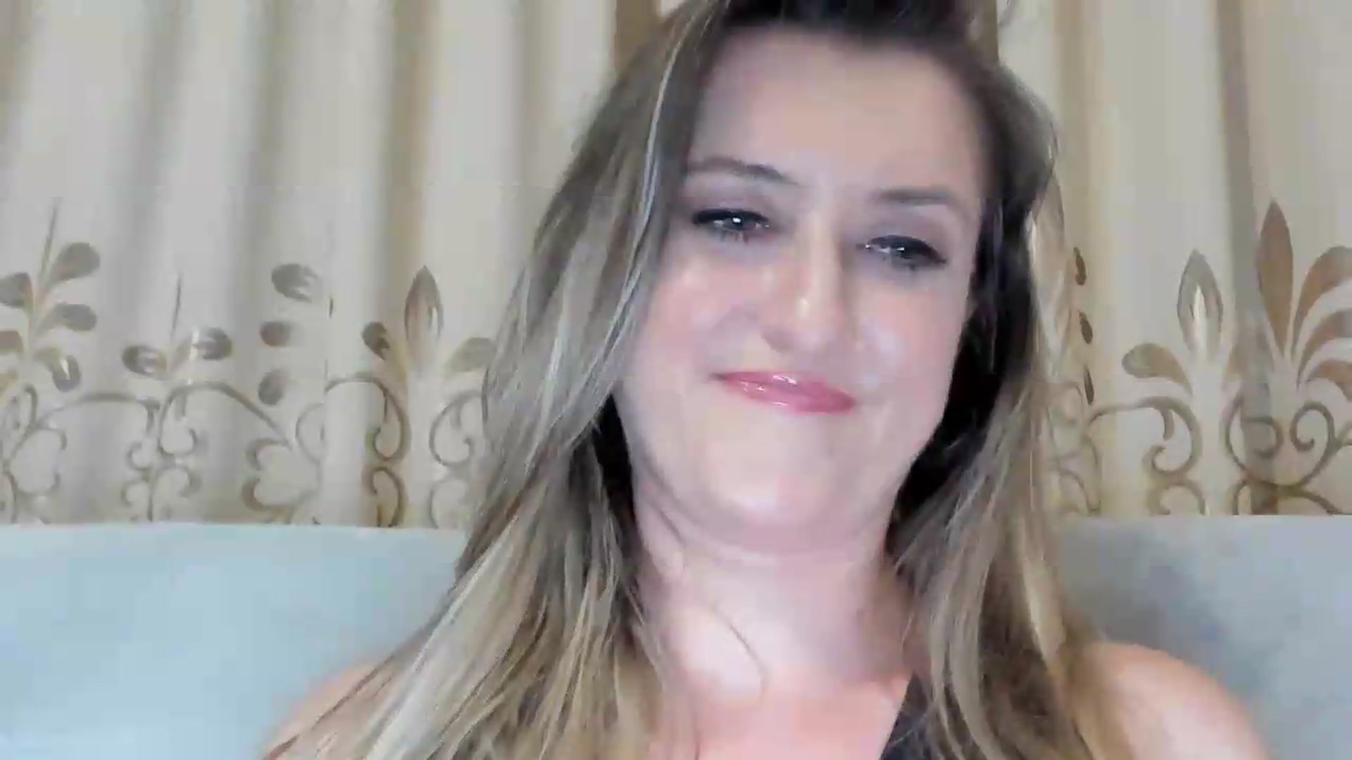 Gallery image thumbnail from BestDream's myfreecams stream on, 06/23/2026, 21:11 image 16 of 20