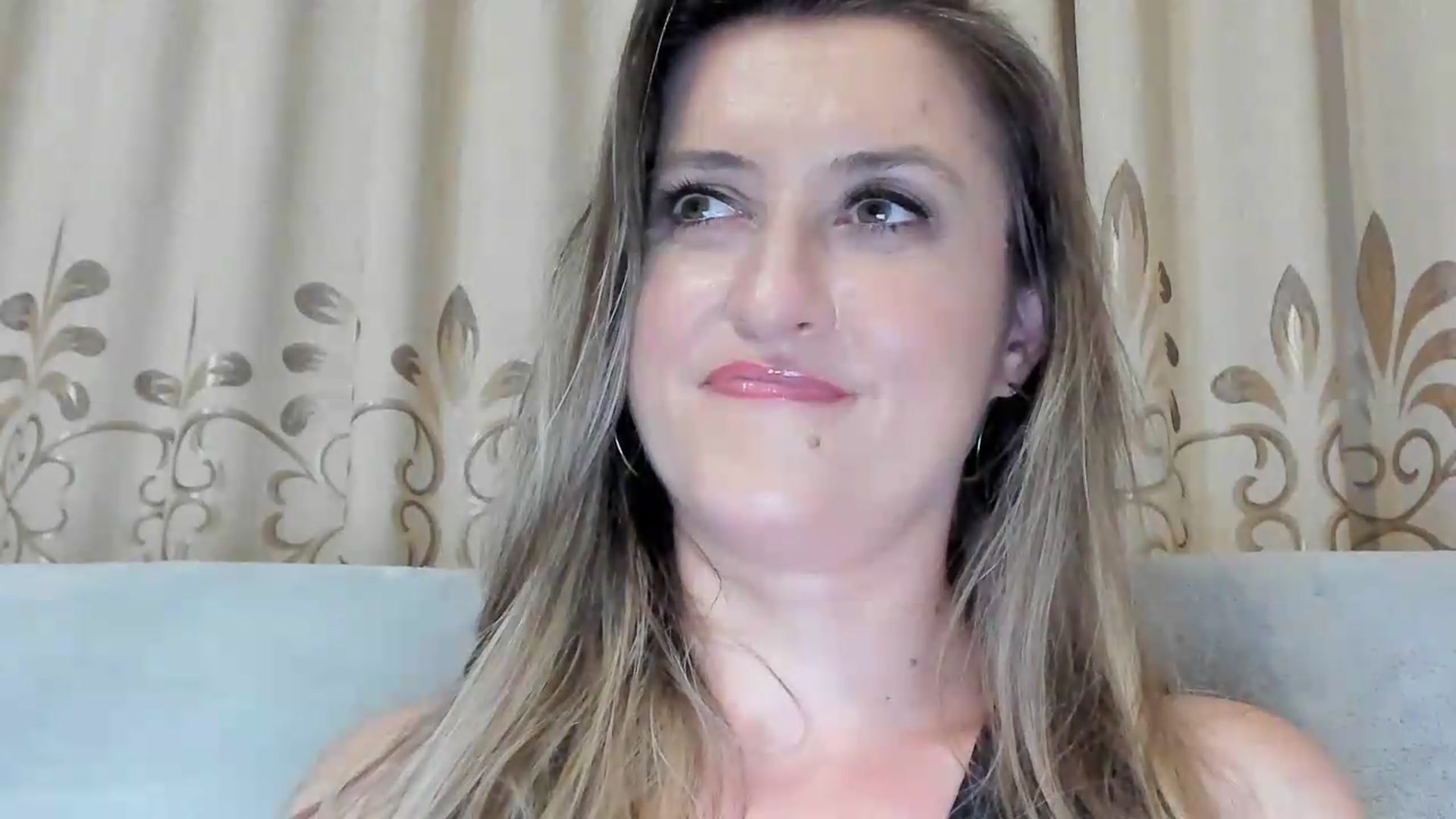 Gallery image thumbnail from BestDream's myfreecams stream on, 06/23/2026, 21:11 image 17 of 20