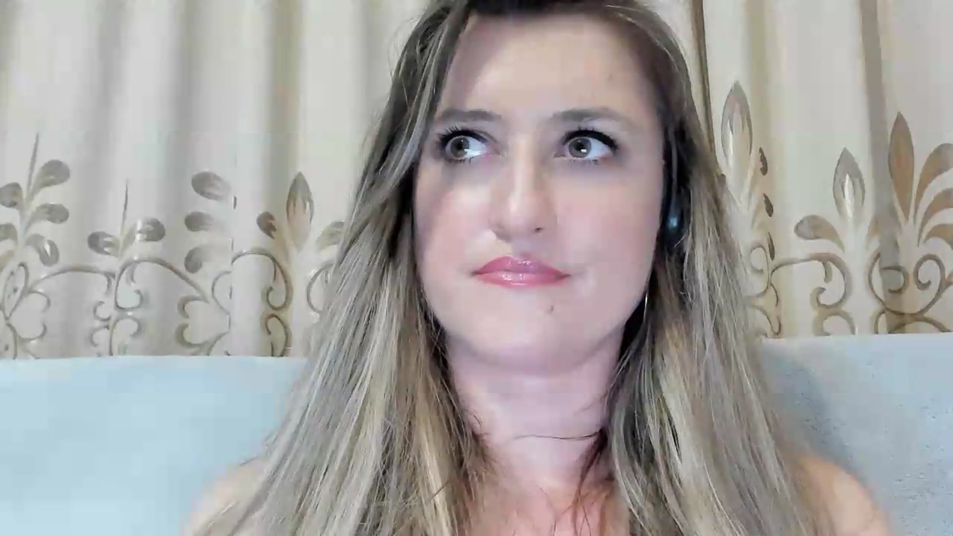 Gallery image thumbnail from BestDream's myfreecams stream on, 06/23/2026, 22:21 image 13 of 20