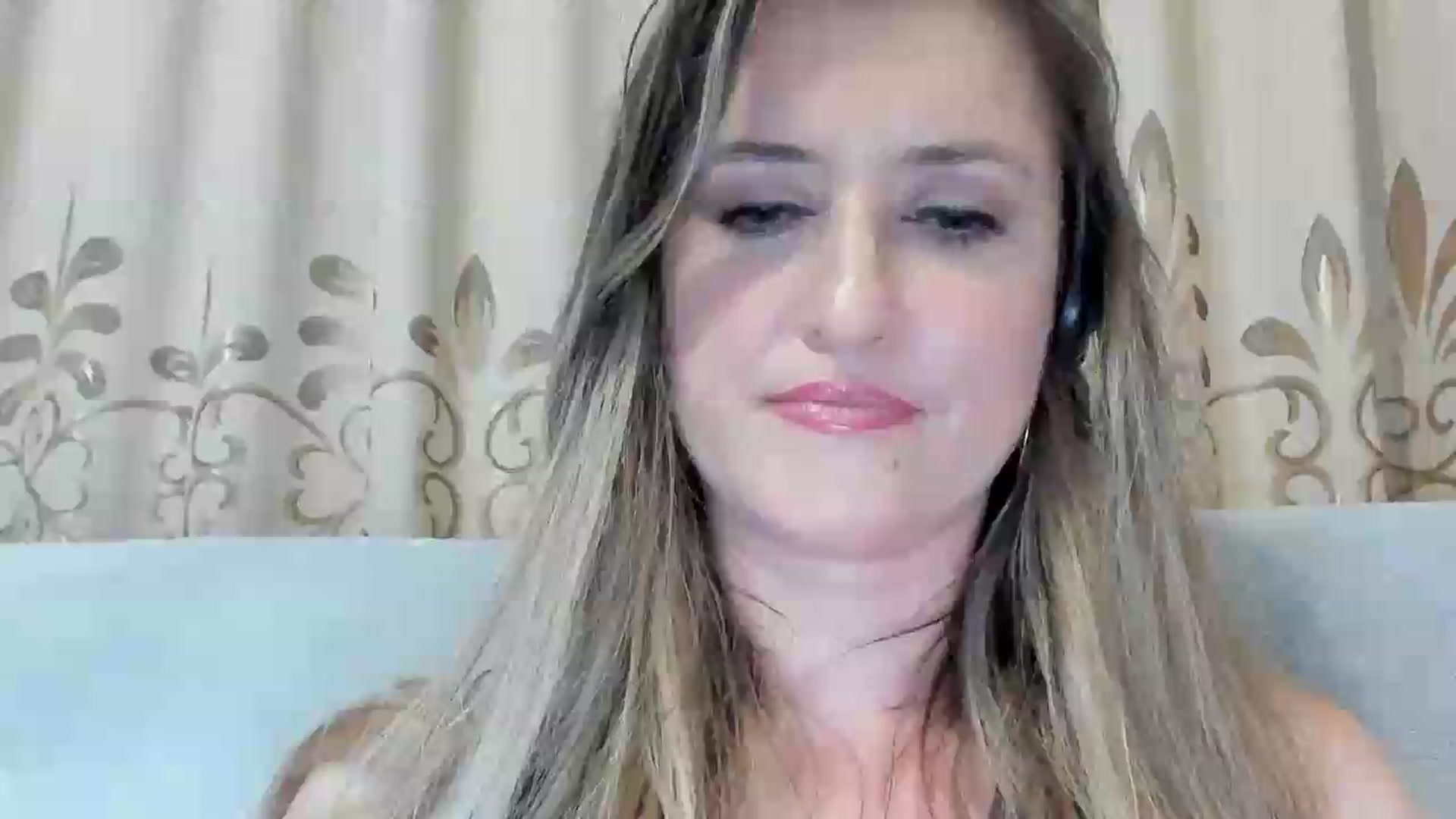 Gallery image thumbnail from BestDream's myfreecams stream on, 06/23/2026, 22:21 image 1 of 20