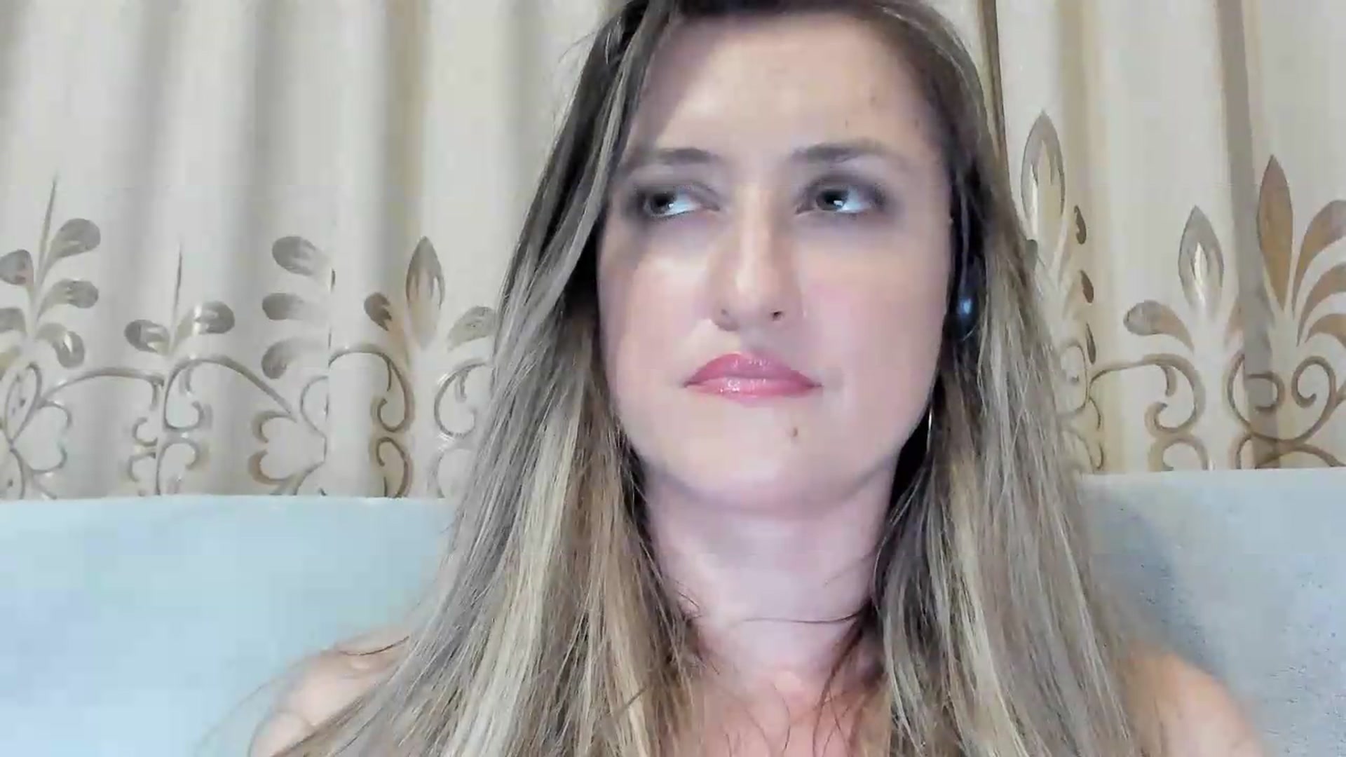 Gallery image thumbnail from BestDream's myfreecams stream on, 06/23/2026, 22:21 image 16 of 20