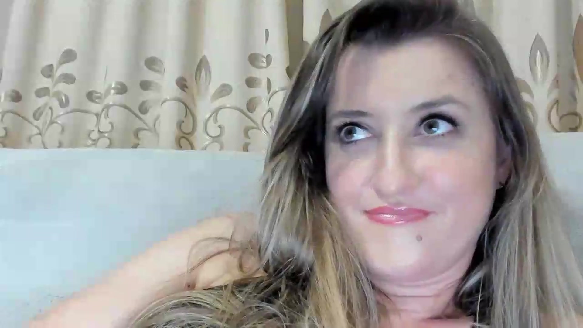 Gallery image thumbnail from BestDream's myfreecams stream on, 06/23/2026, 23:48 image 8 of 20