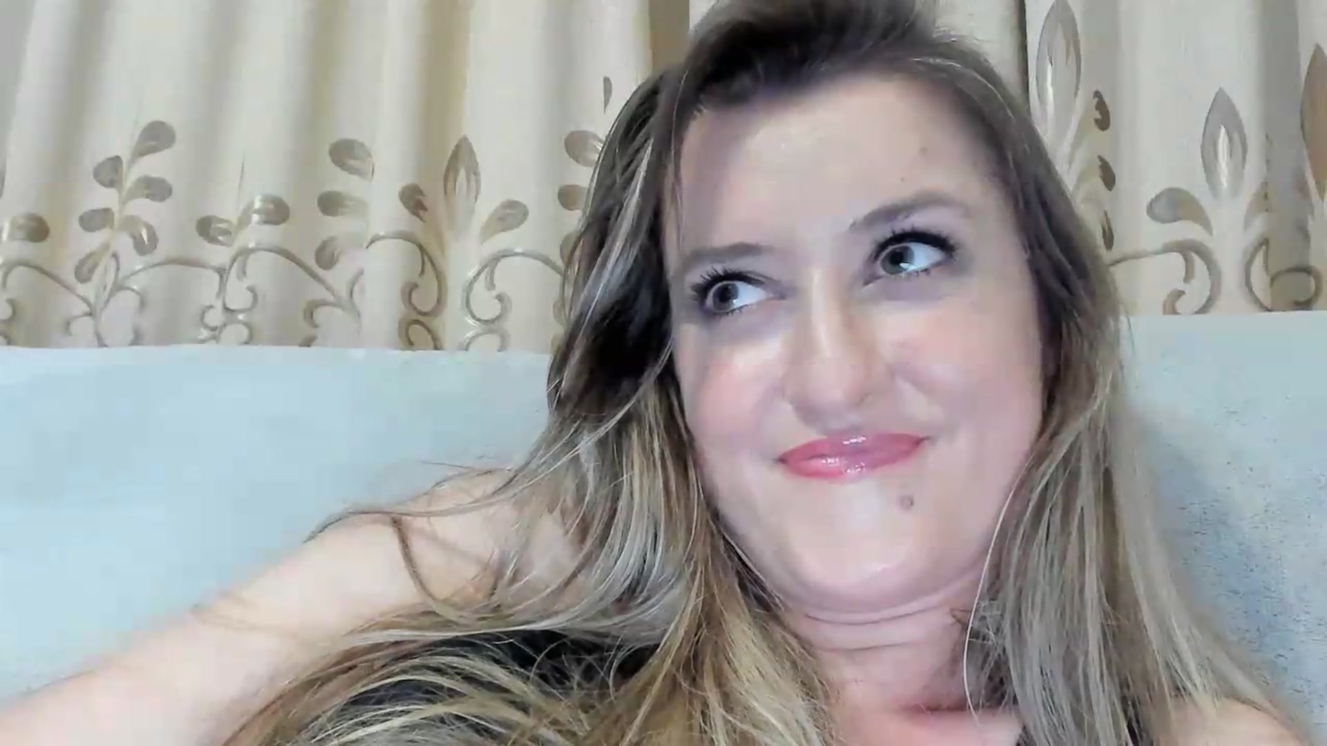 Gallery image thumbnail from BestDream's myfreecams stream on, 06/23/2026, 23:48 image 6 of 20