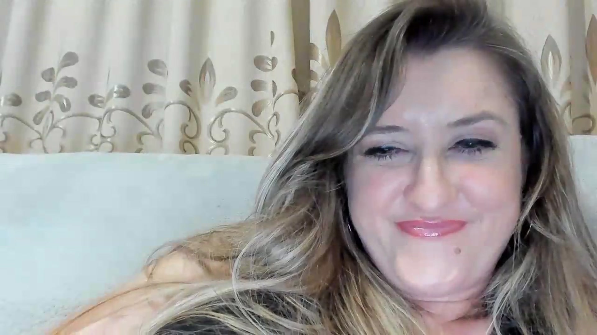 Gallery image thumbnail from BestDream's myfreecams stream on, 06/23/2026, 23:48 image 18 of 20