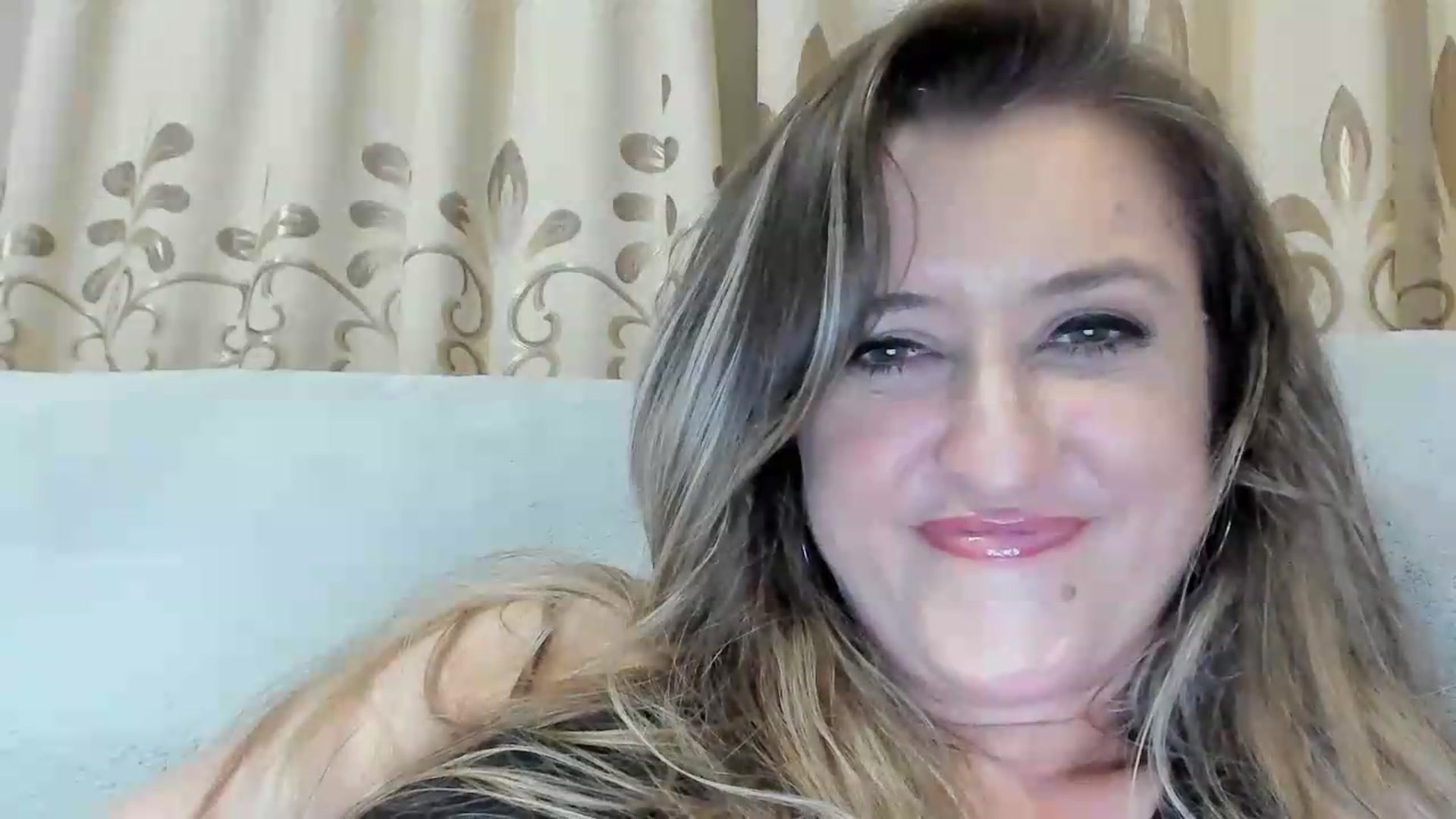 Gallery image thumbnail from BestDream's myfreecams stream on, 06/23/2026, 23:48 image 17 of 20