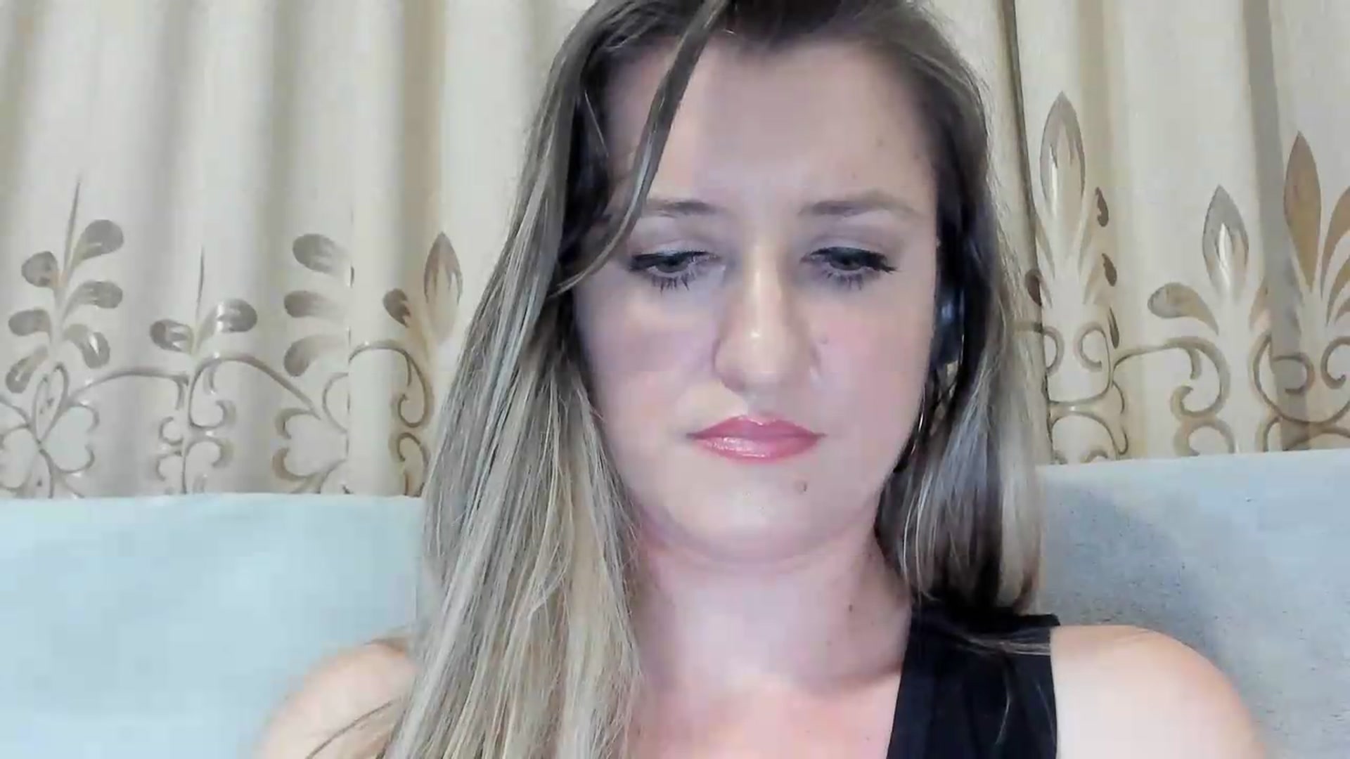 Gallery image thumbnail from BestDream's myfreecams stream on, 06/24/2026, 24:57 image 16 of 20