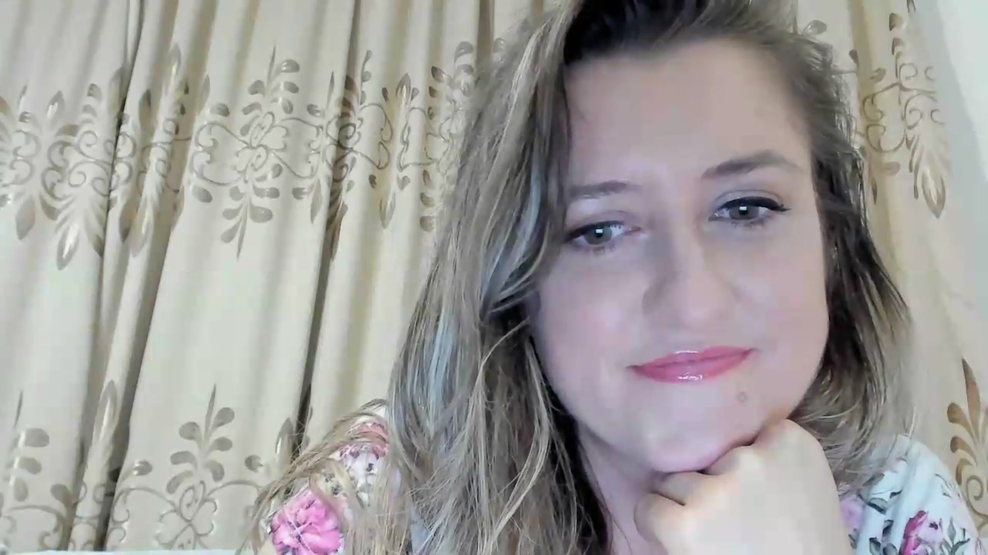 Gallery image thumbnail from BestDream's myfreecams stream on, 06/25/2026, 21:32 image 19 of 20
