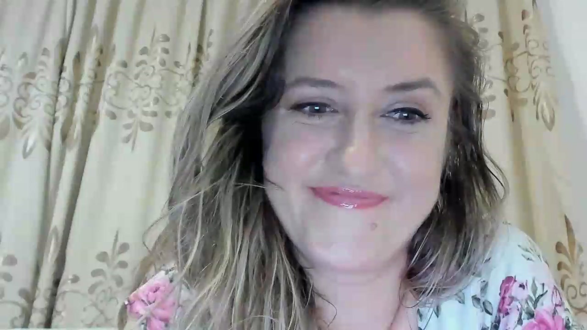 Gallery image thumbnail from BestDream's myfreecams stream on, 06/25/2026, 21:32 image 11 of 20