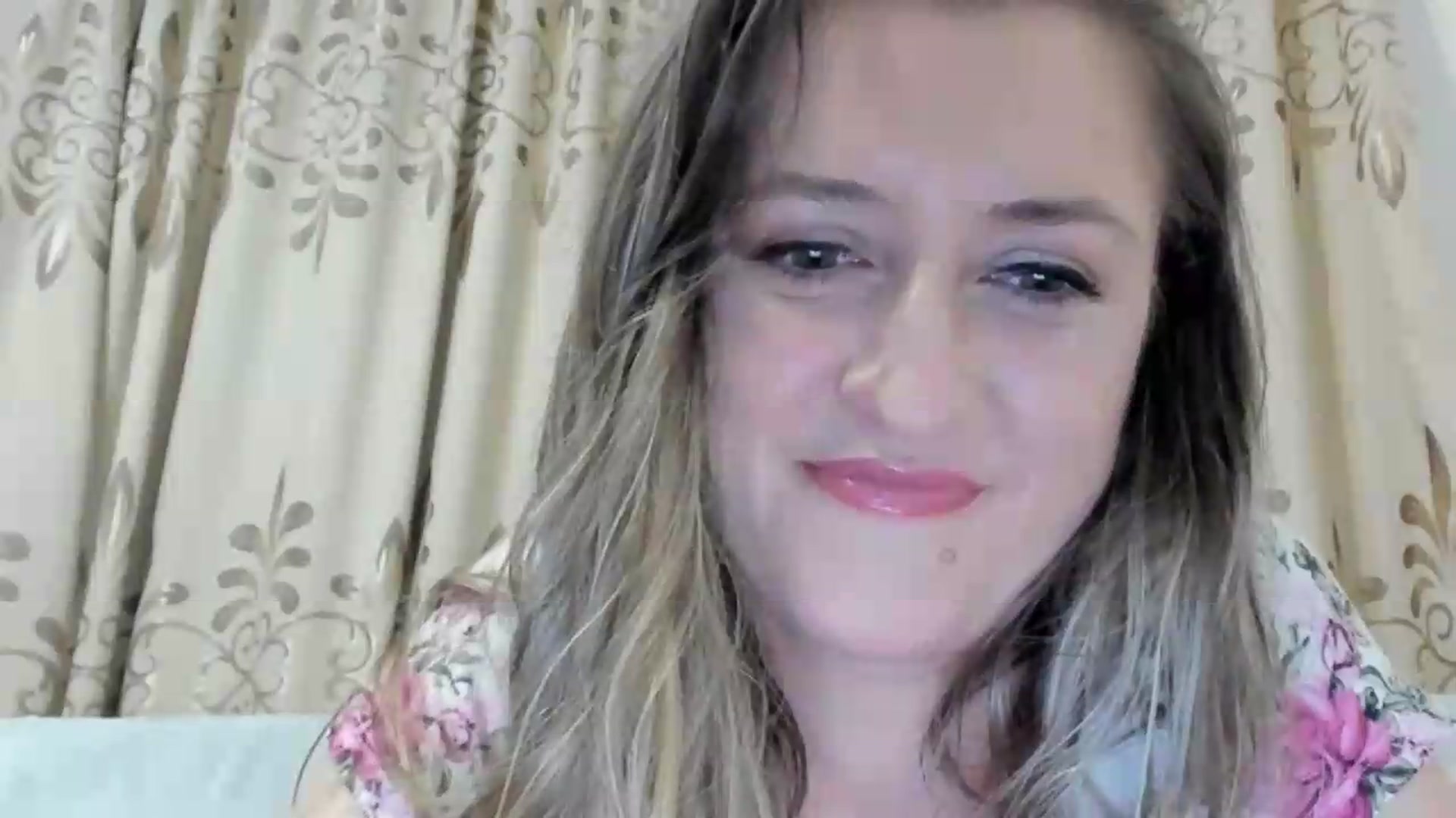 Gallery image thumbnail from BestDream's myfreecams stream on, 06/25/2026, 23:04 image 15 of 20